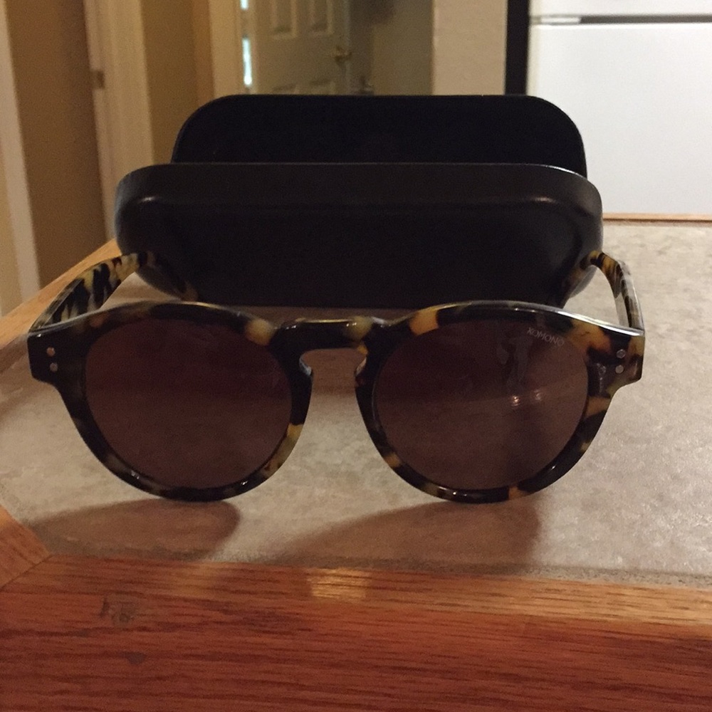 Komono tortoise shell sunglasses